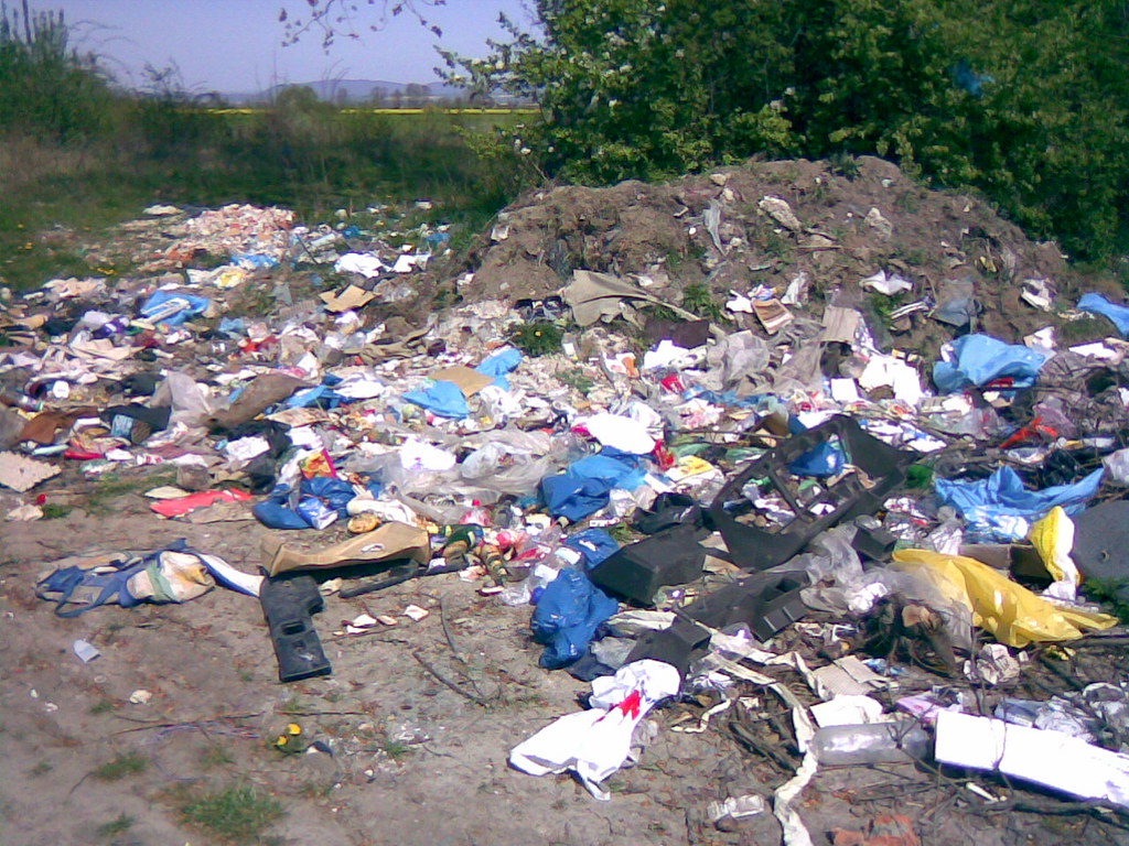 Public tip-offs help Environment Agency halt illegal dumping