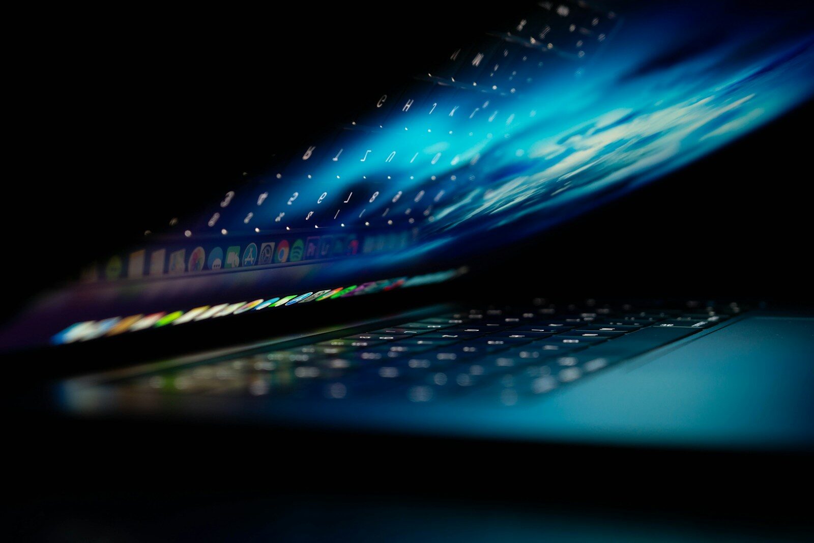 Government plans laws to stop children viewing nude images
