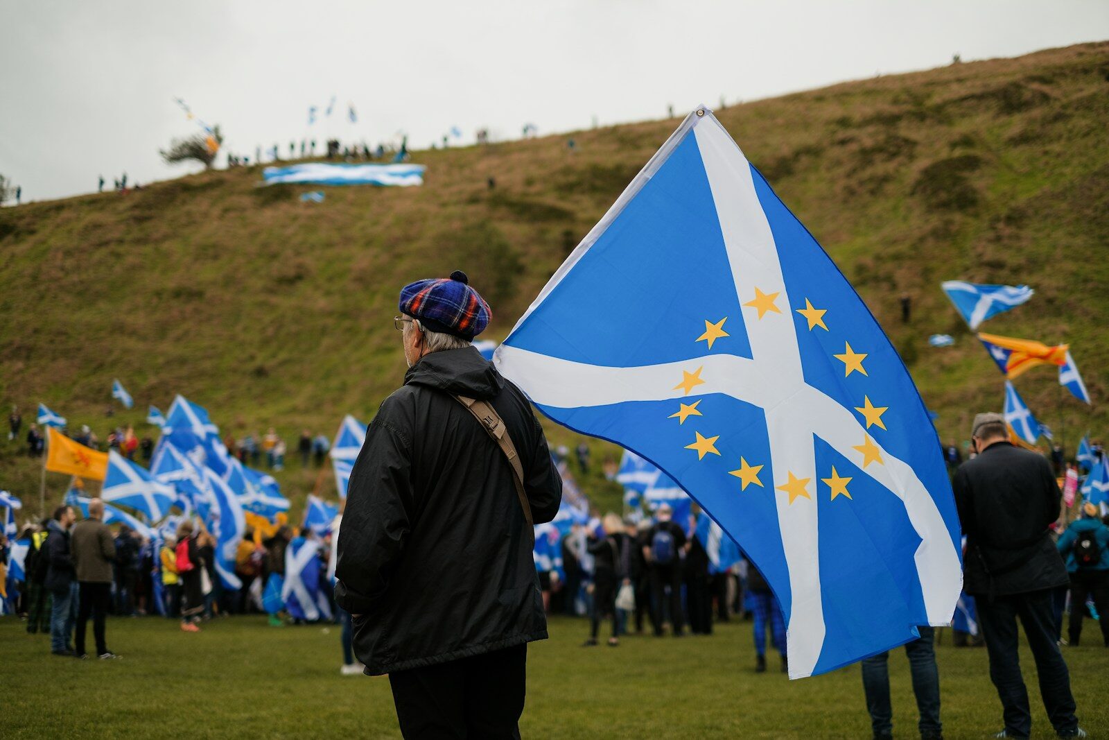Swinney urges Burnham to put Scottish referendum plan into action